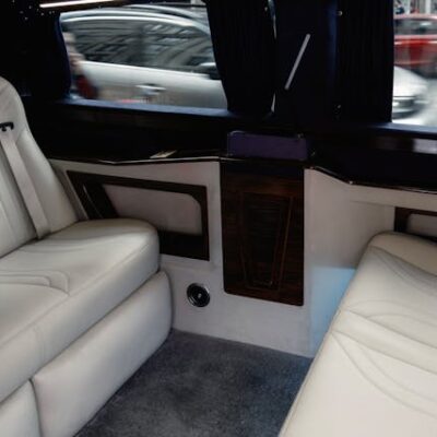 Enhancing Luxury: The Perfect Blend of Window Blinds and Limousine Design